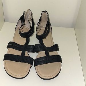 Black sandal